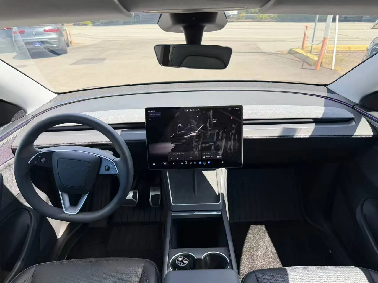 Tesla Model Y снимка Tesla Model Y