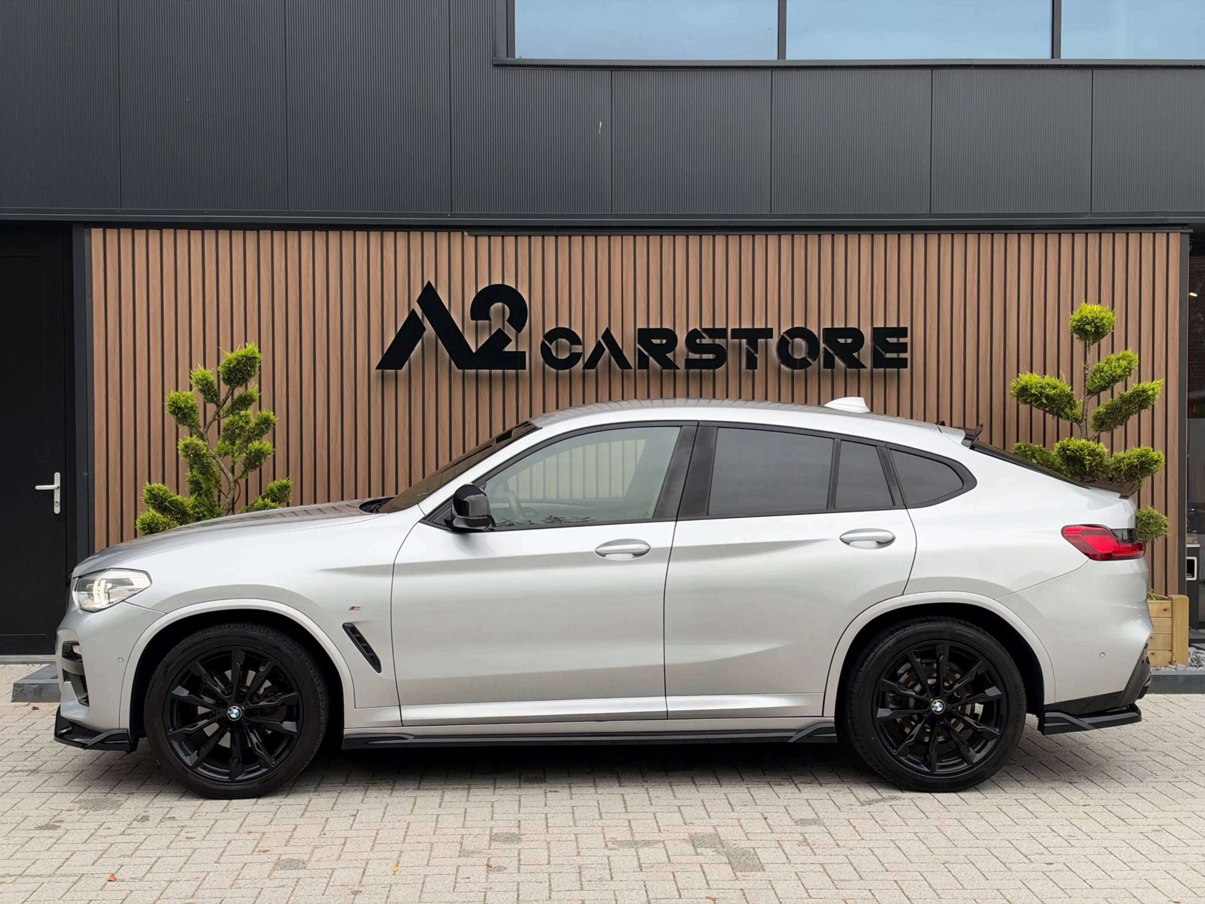 BMW X4 XDrive20i High Executive M SPORT EDITION — photo 3