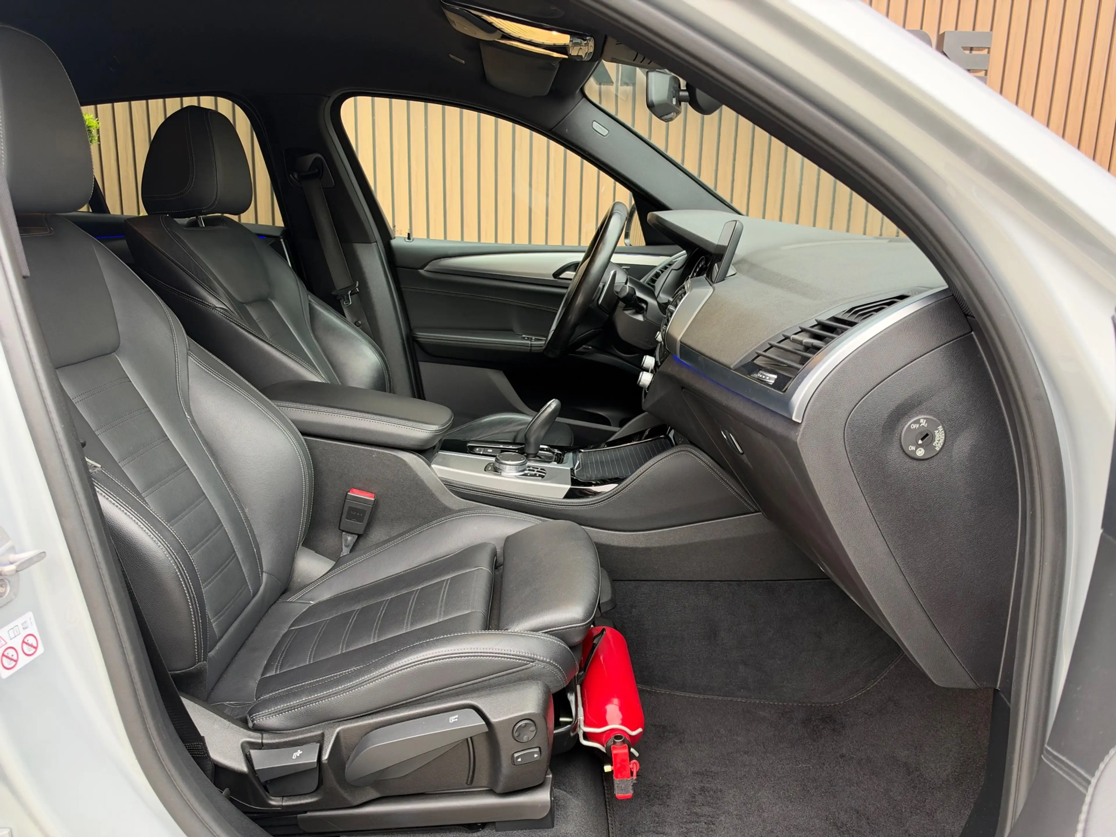 BMW X4 XDrive20i High Executive M SPORT EDITION — photo 12
