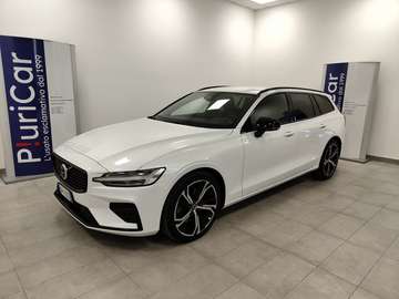B4 D MHEV auto PLUS Dark Pelle CarPlay/Android 19”