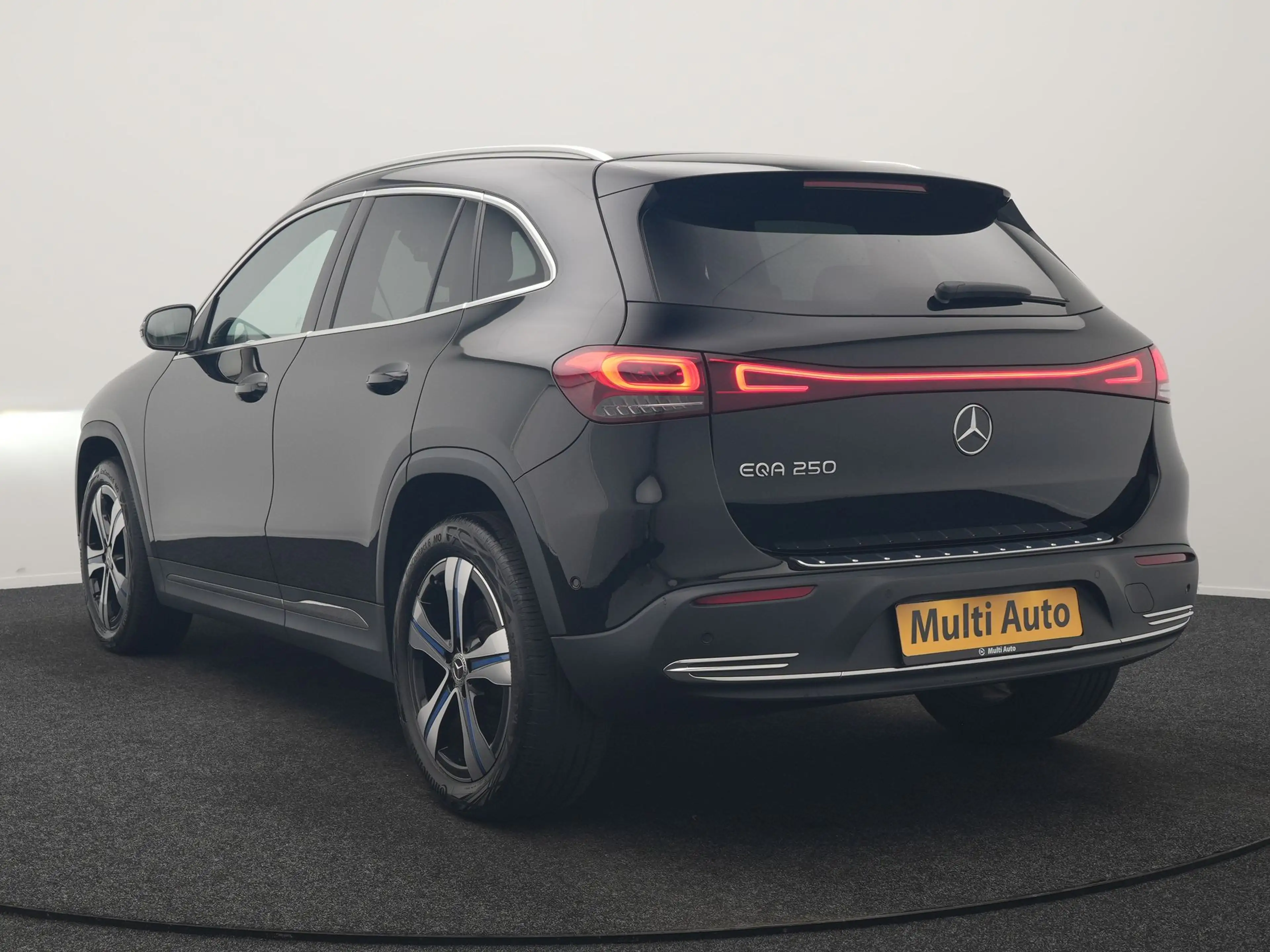 Mercedes-Benz EQA 250 Luxury Line 67 kWh 190pk Dealer O.H | Adaptive Cru — photo 23