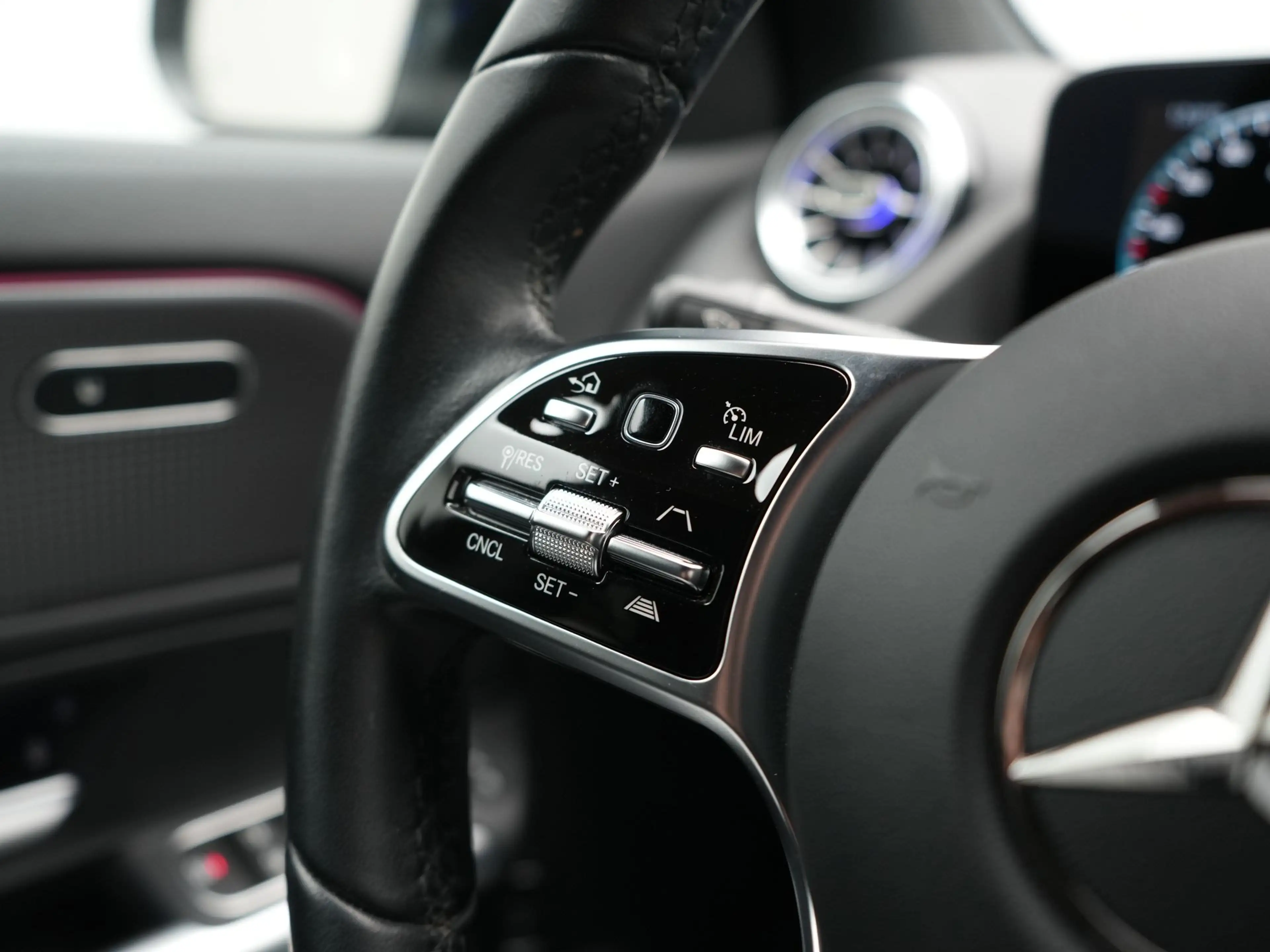 Mercedes-Benz EQA 250 Luxury Line 67 kWh 190pk Dealer O.H | Adaptive Cru — photo 26