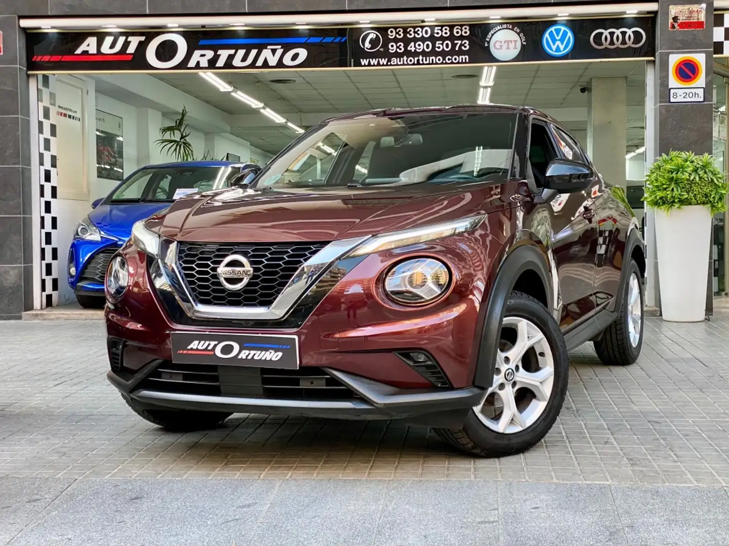Nissan Juke 1.0 DIG-T N-Connecta 4x2 DCT 7 114 Fioletowy - 2