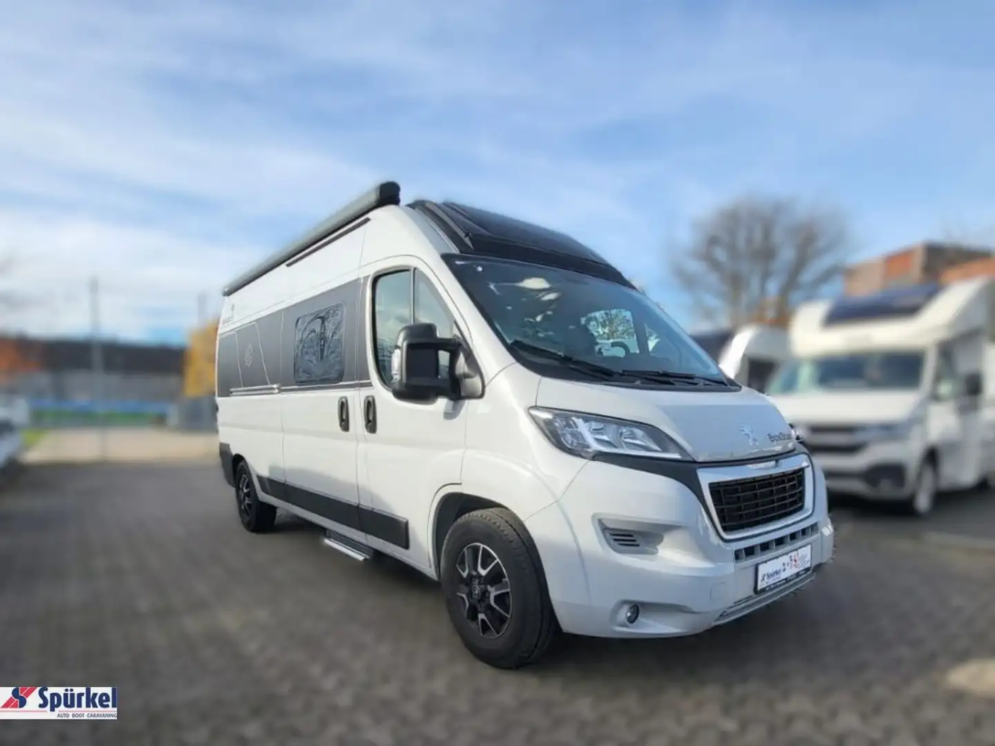 Knaus BoxStar 600 Street 60 Years Bianco - 2