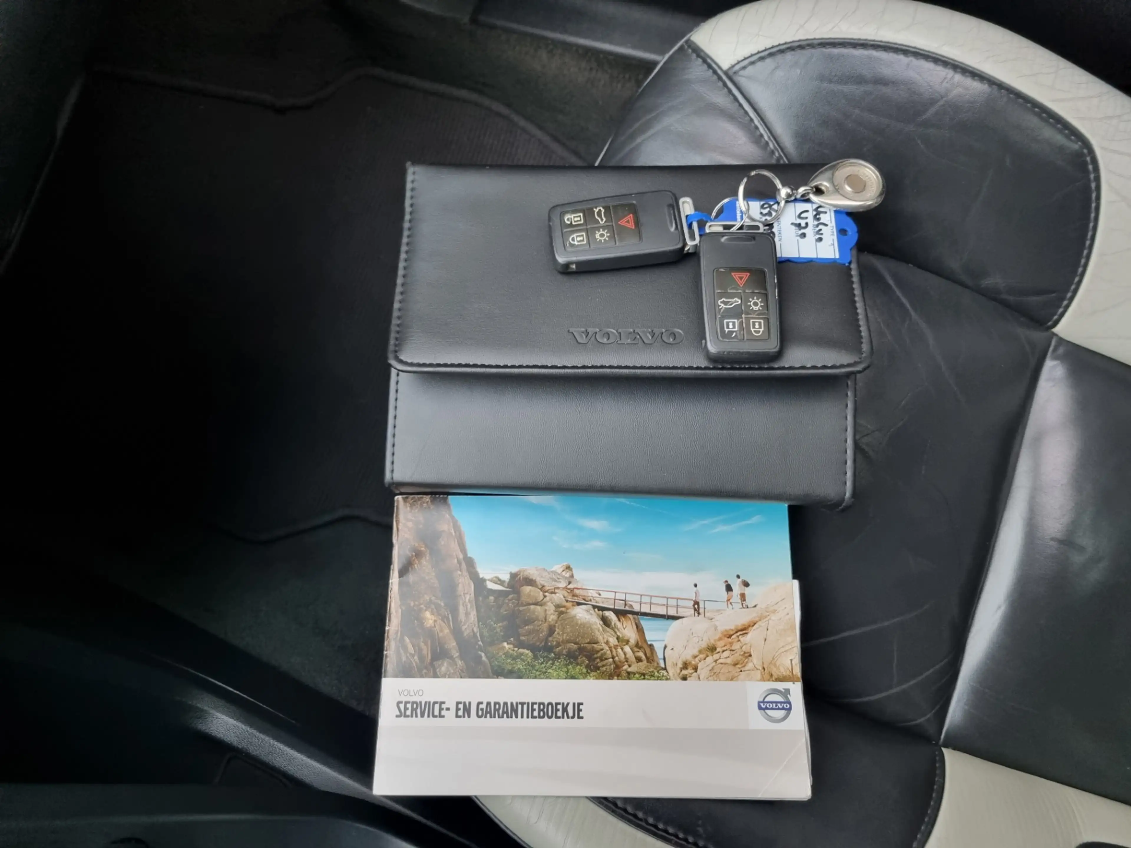 Volvo V70 2.0T R-Edition 203pk Automaat! Bj:2010 NAP! — photo 8