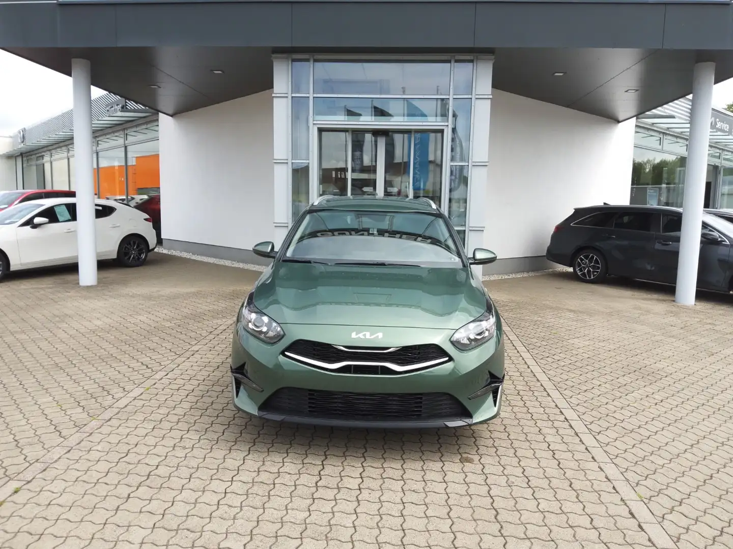 Kia Ceed / cee'd Sportswagon 1.5T Vision Komfort Plus Grün - 1