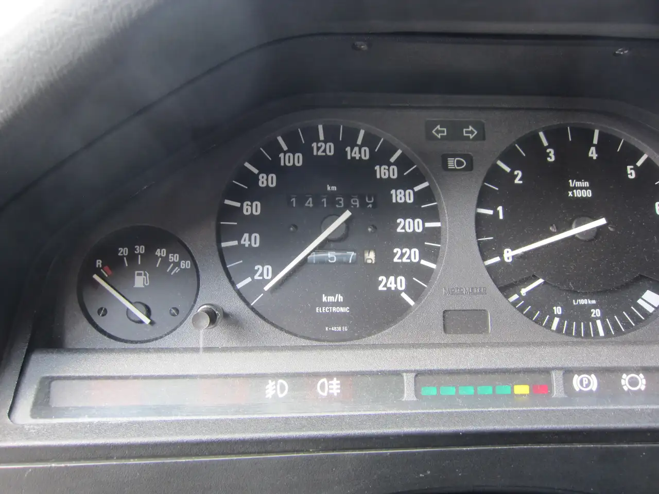 BMW 318i, foto 12