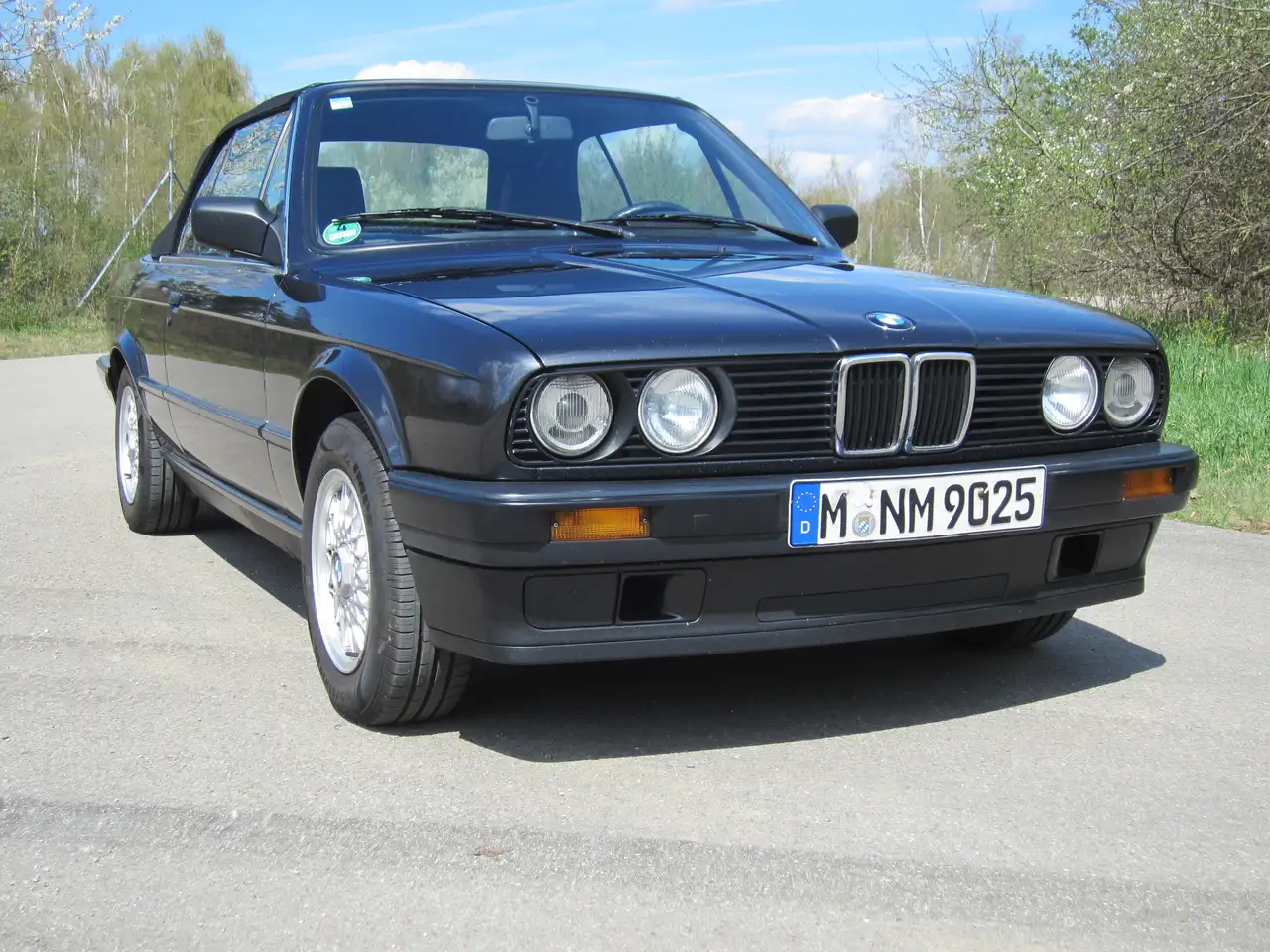 BMW 318i, foto 1