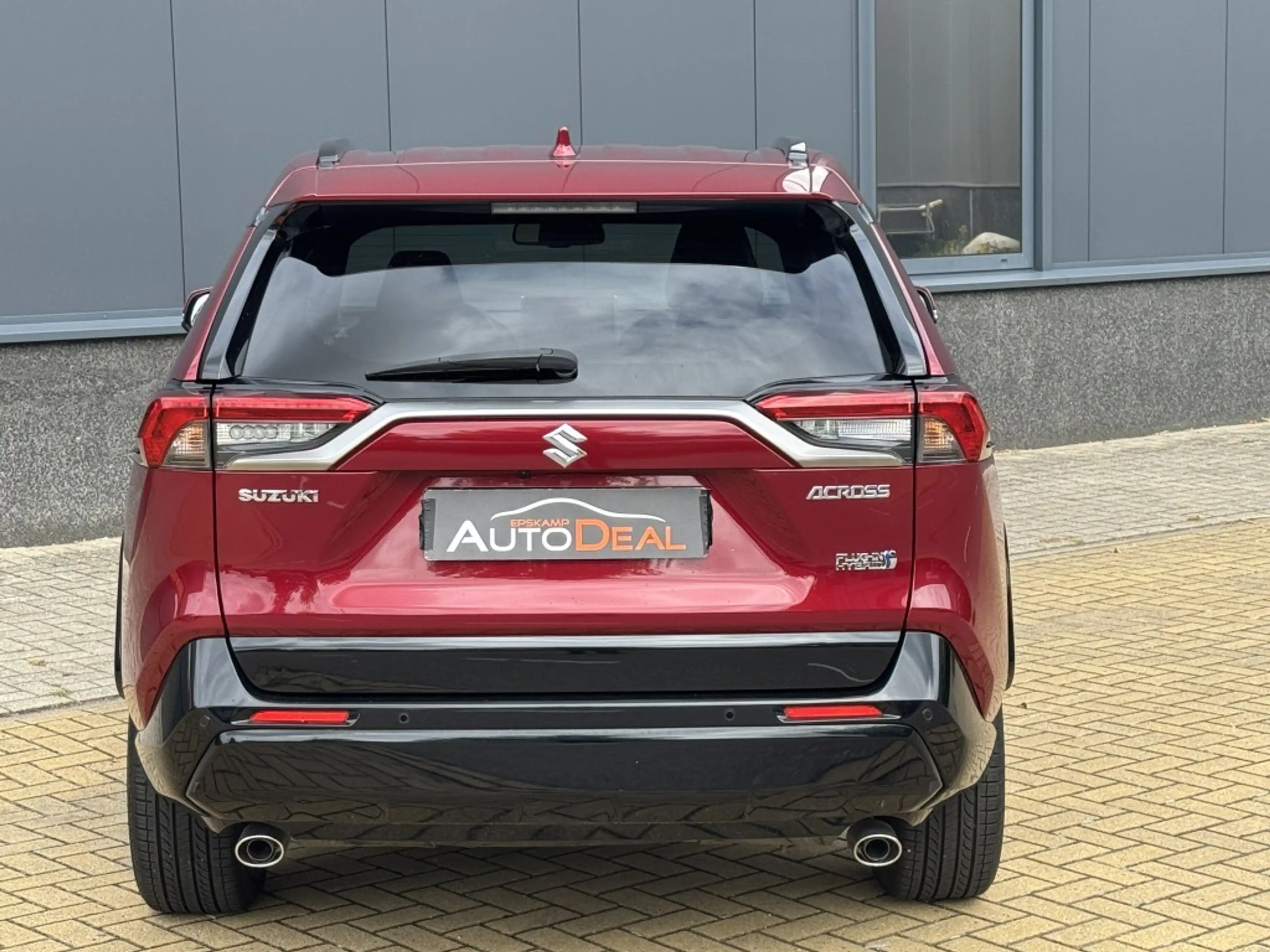 Suzuki Across 2.5 Plug-in Hybrid Style — photo 4