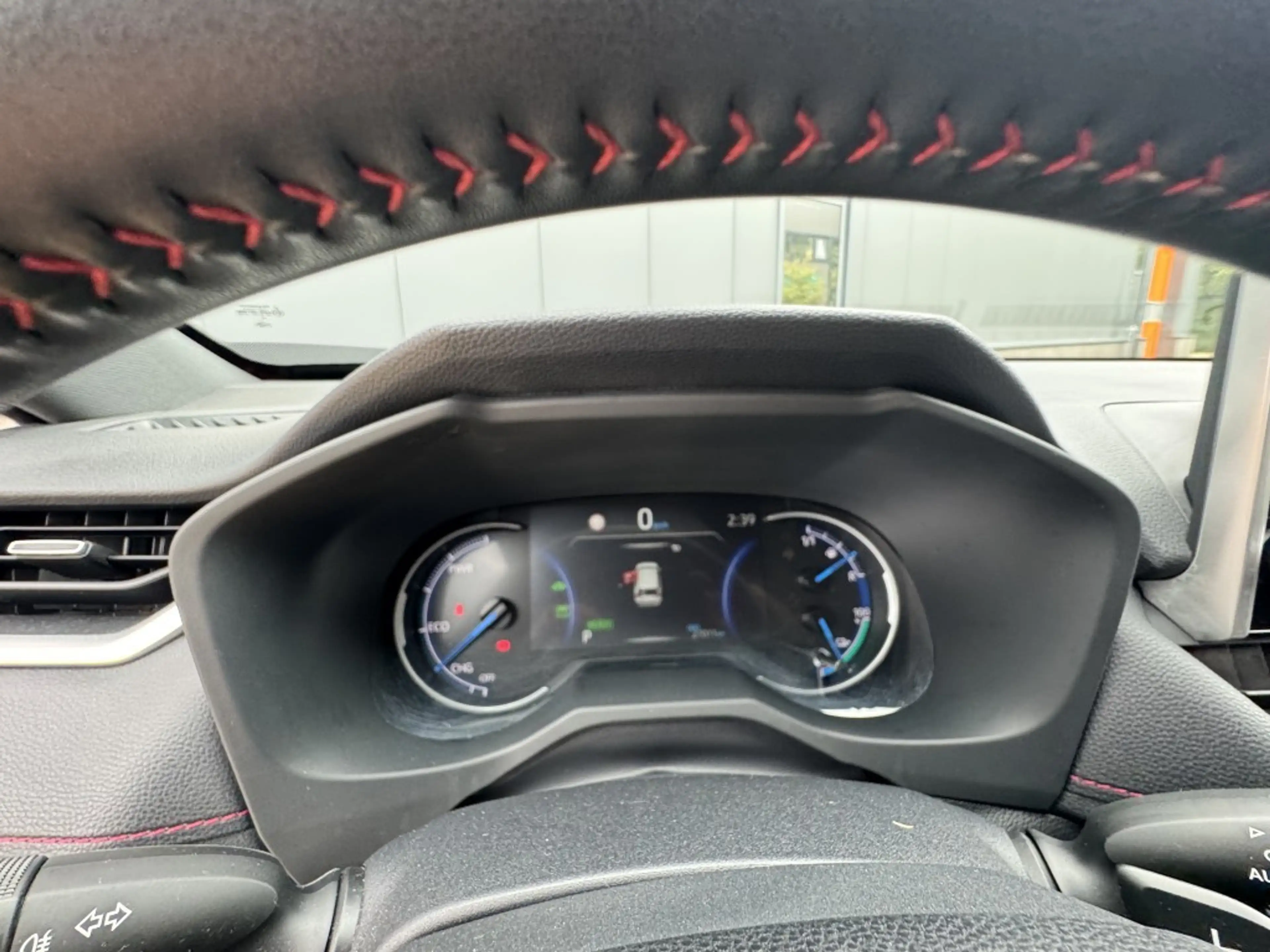 Suzuki Across 2.5 Plug-in Hybrid Style — photo 7