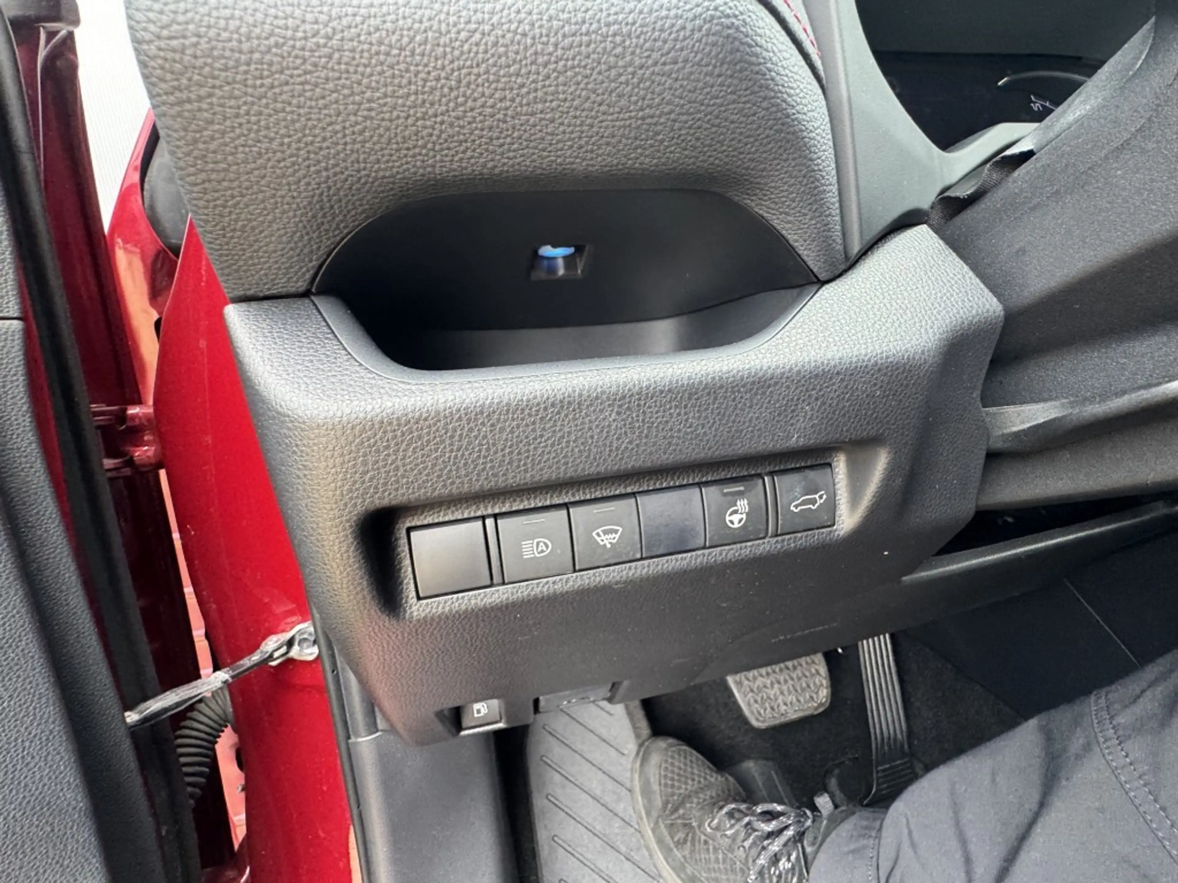 Suzuki Across 2.5 Plug-in Hybrid Style — photo 13