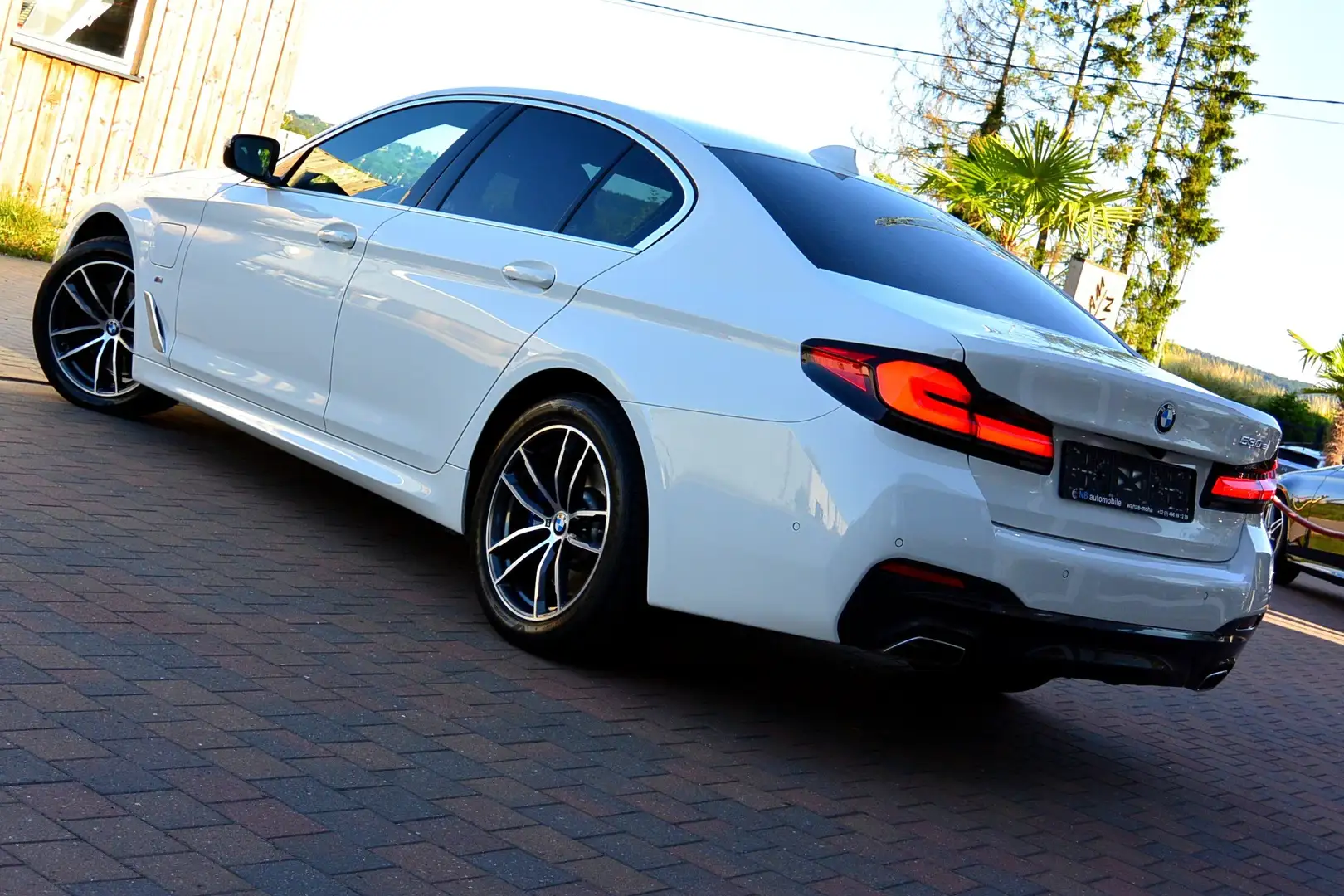 BMW 530 530e HYBRIDE PACK M*LASER*CAMERA 360°*GARANTIE* Blanc - 2