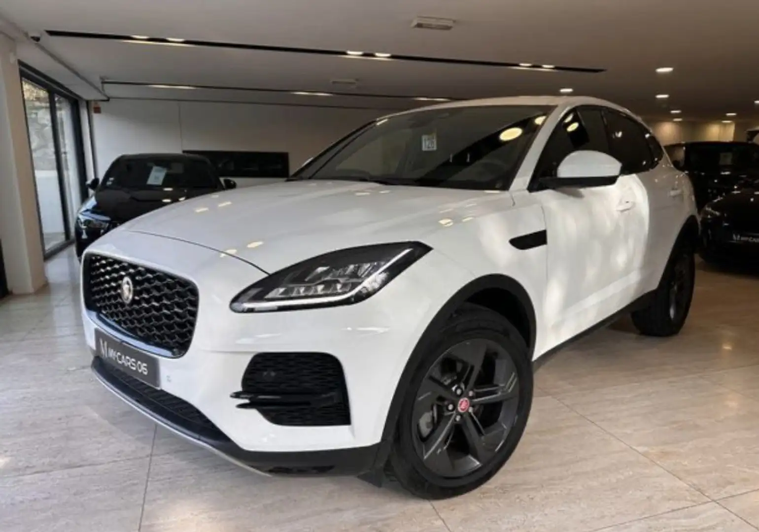 Jaguar E-Pace (X540) P200 FlexFuel MHEV R-Dynamic SE BVA AWD 163 Weiß - 1