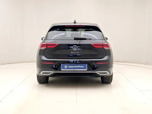 Volkswagen Golf view 5