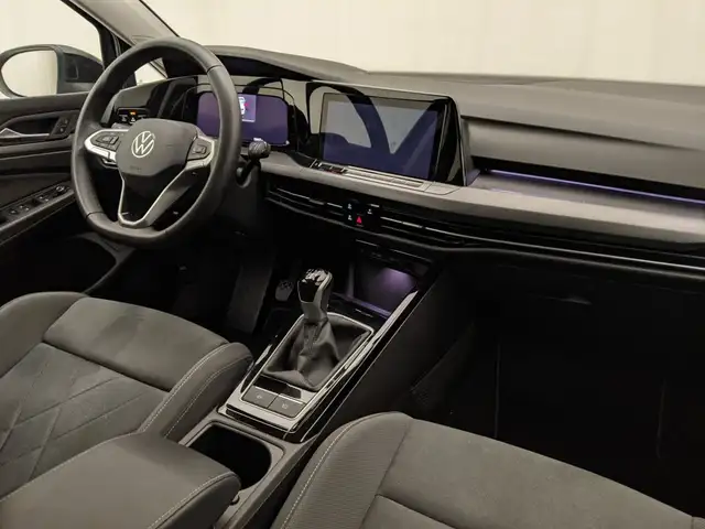 Volkswagen Golf view 6