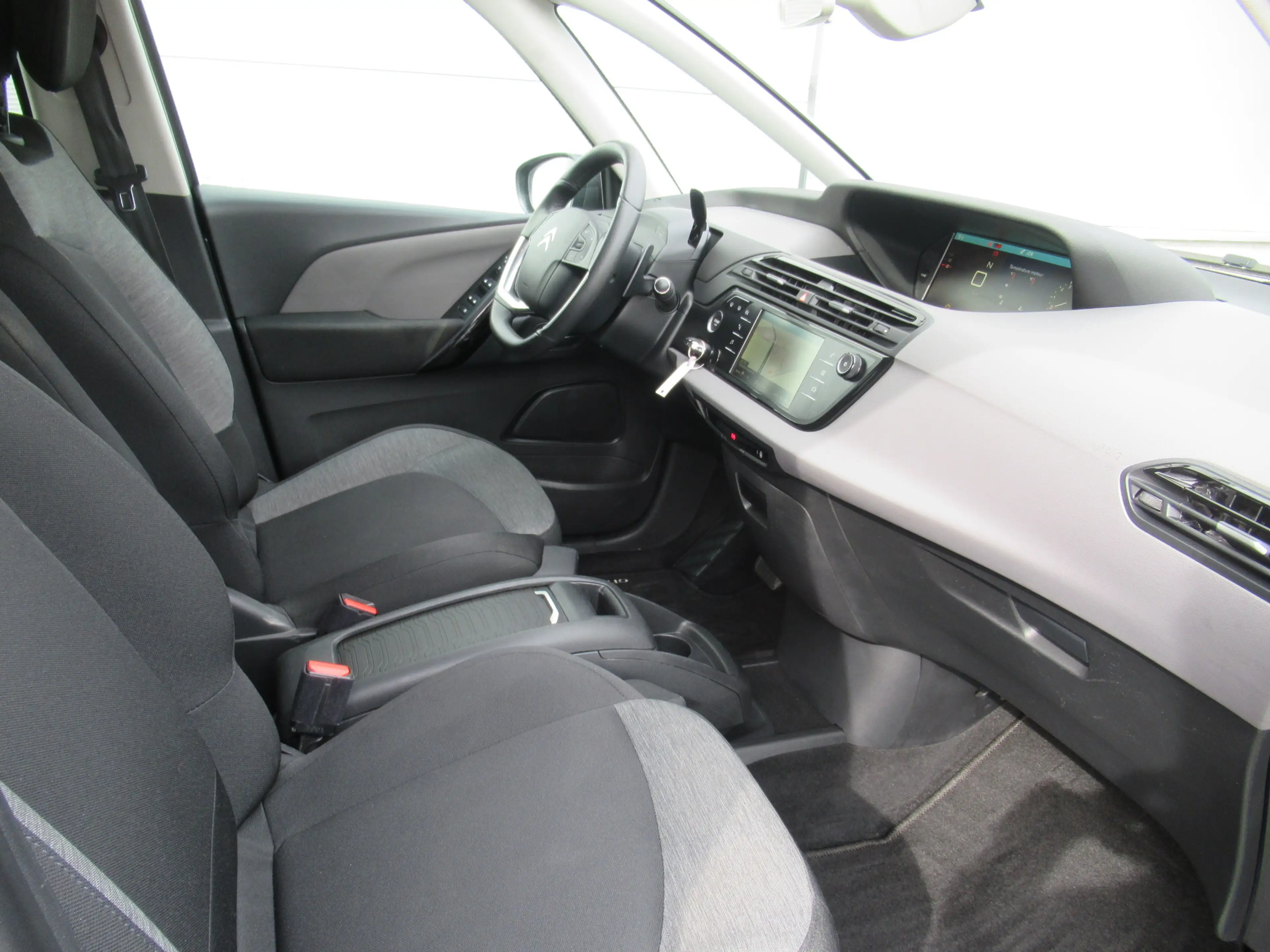 Citroen C4 SpaceTourer 1.5 BlueHDi Aut. /€5.777 netto / Leder / Navi /... — photo 8