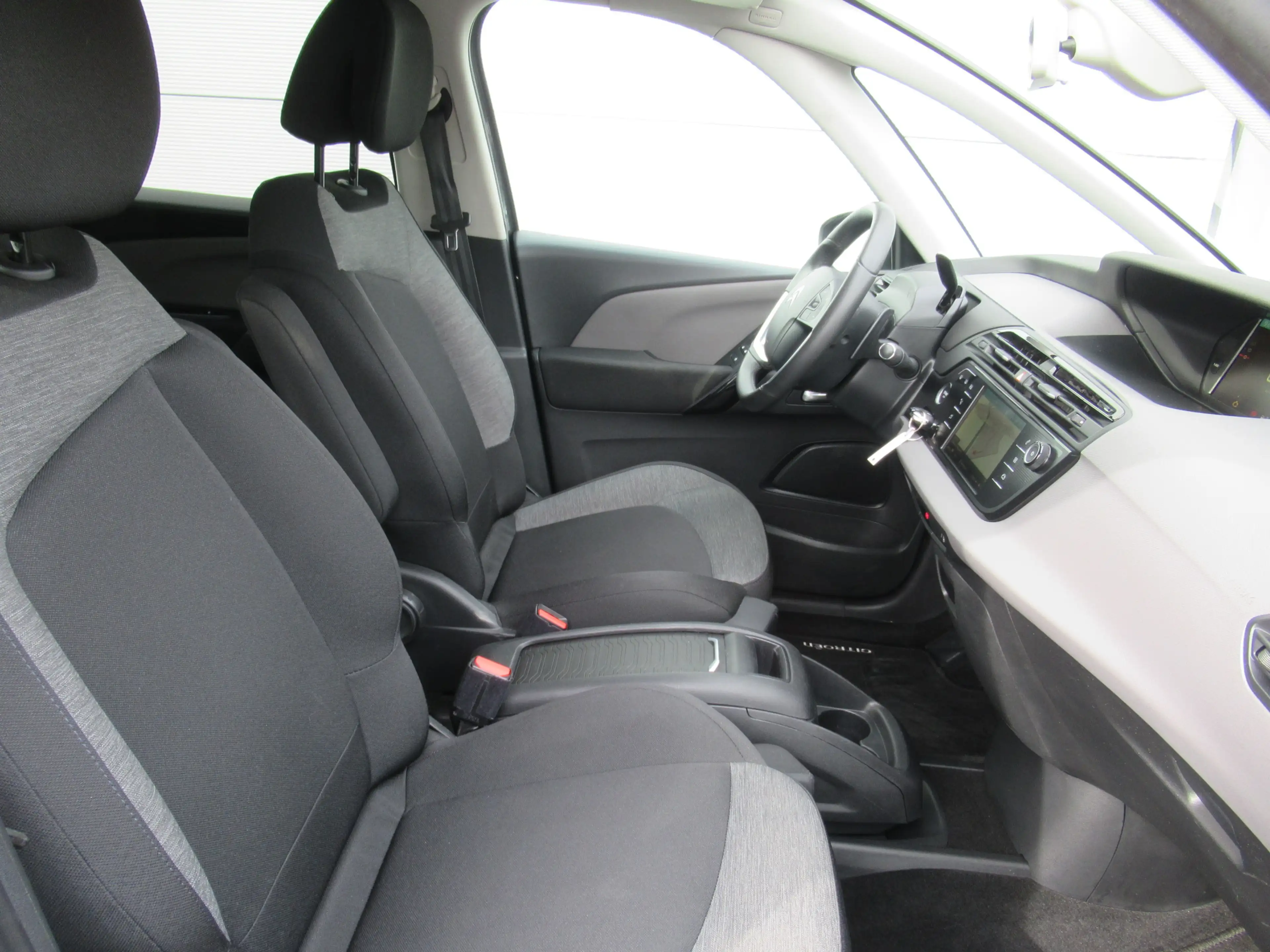 Citroen C4 SpaceTourer 1.5 BlueHDi Aut. /€5.777 netto / Leder / Navi /... — photo 9