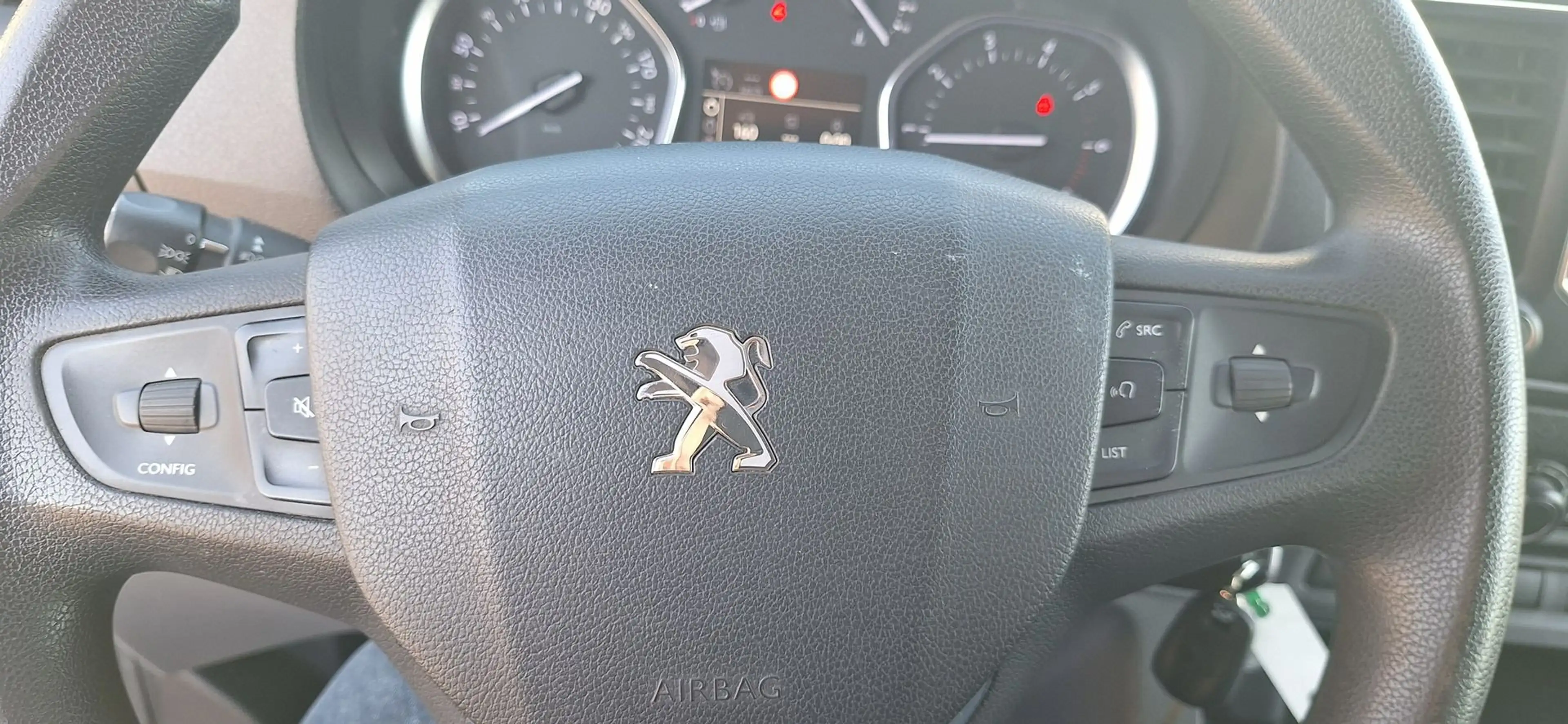 Peugeot Expert Standard Premium L2 BlueHDi S/S — photo 14