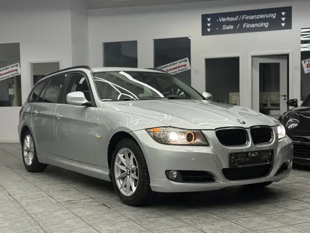 BMW 320 d Touring Aut., Sitzheizung , Navi, PDC
