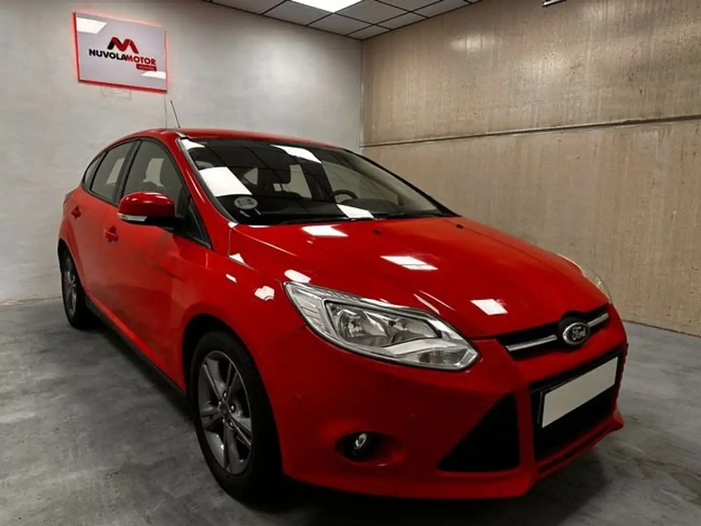 Ford Focus 1.6TDCi Trend 95 Rojo - 2