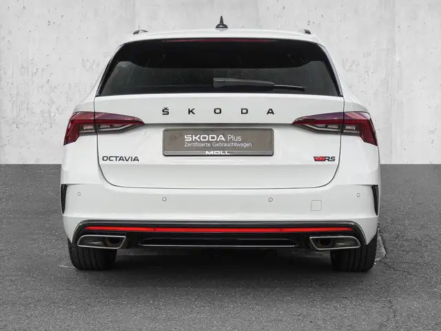 Skoda Octavia view 6