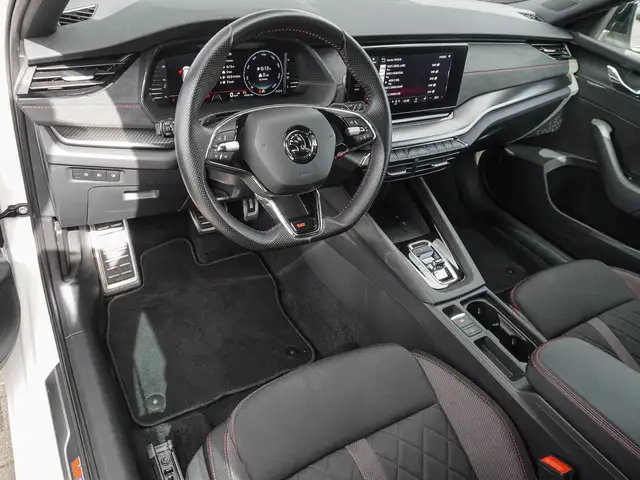 Skoda Octavia view 9