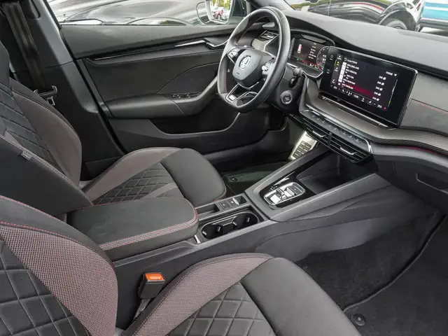 Skoda Octavia view 8