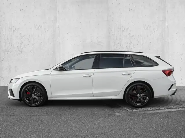 Skoda Octavia view 5