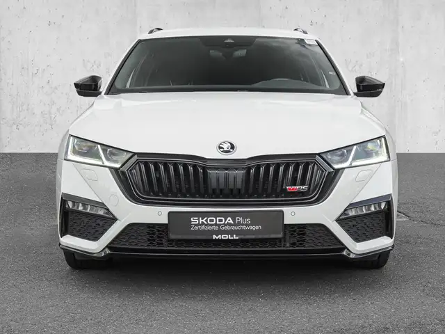 Skoda Octavia view 3