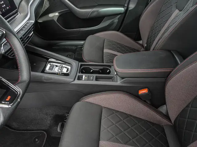Skoda Octavia view 13
