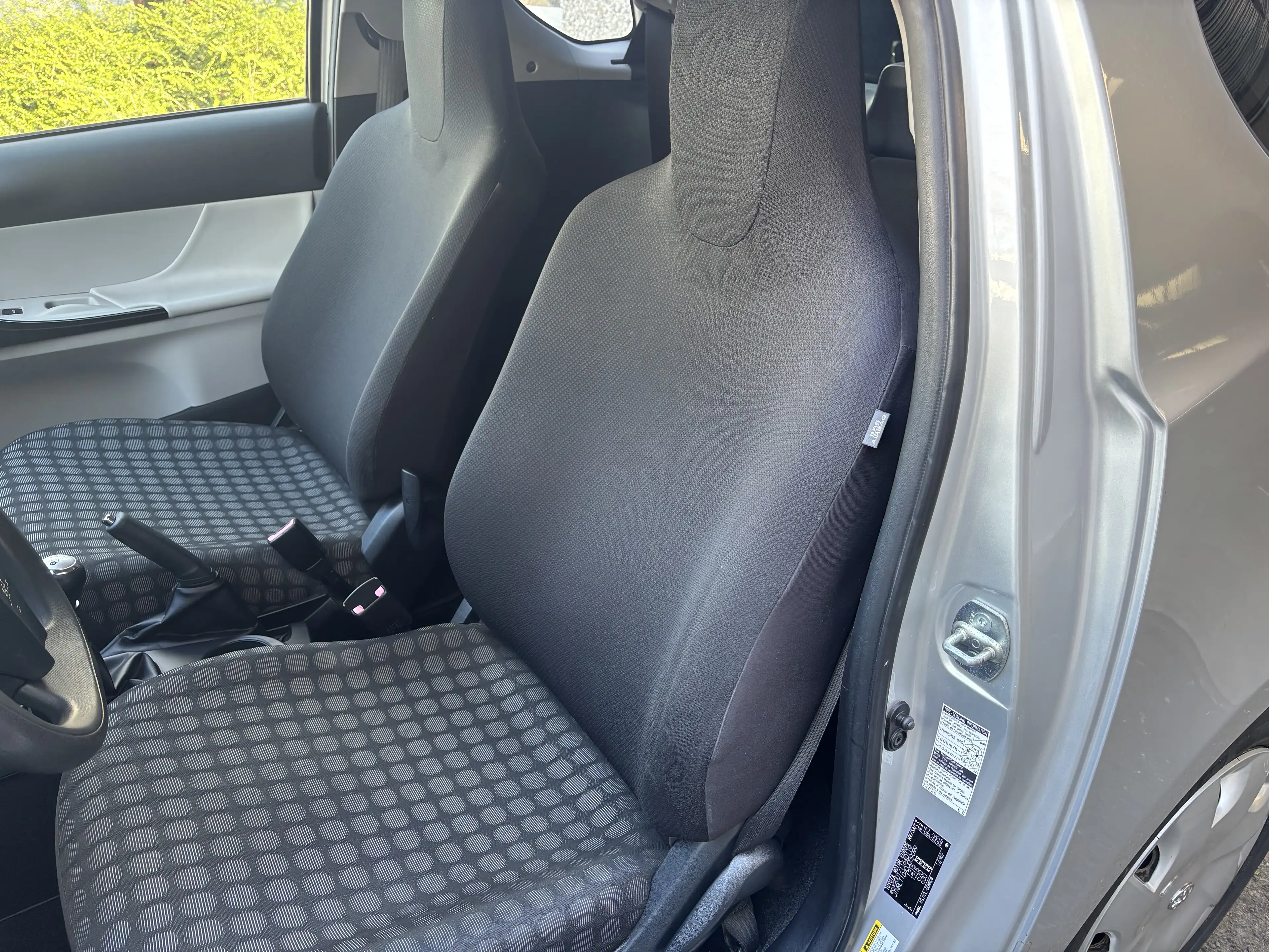 Toyota iQ iQ 1.0i VVT-i Luna — photo 12
