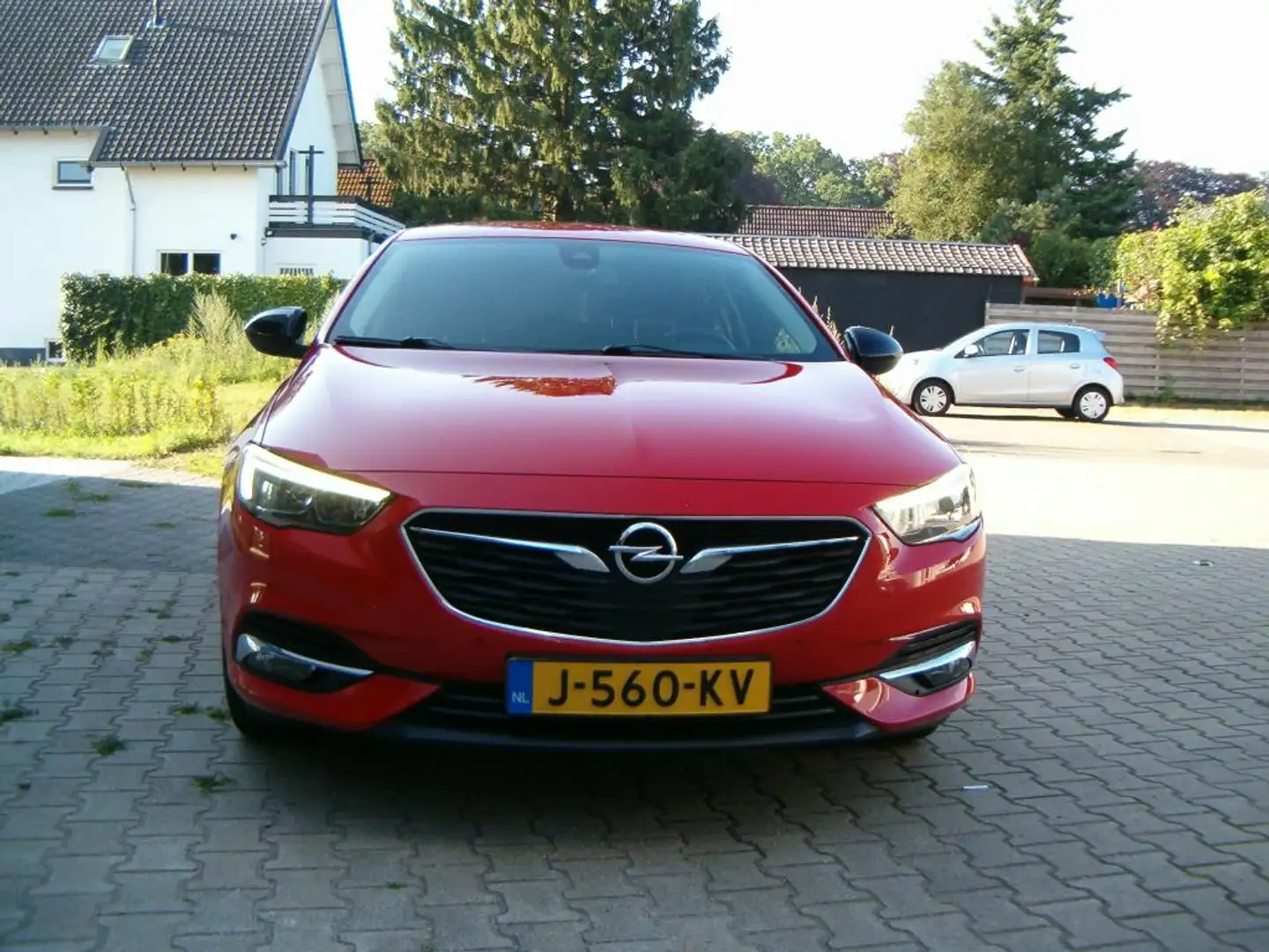 Opel Insignia Grand Sport 1.5 Turbo Online Edition Rood - 2