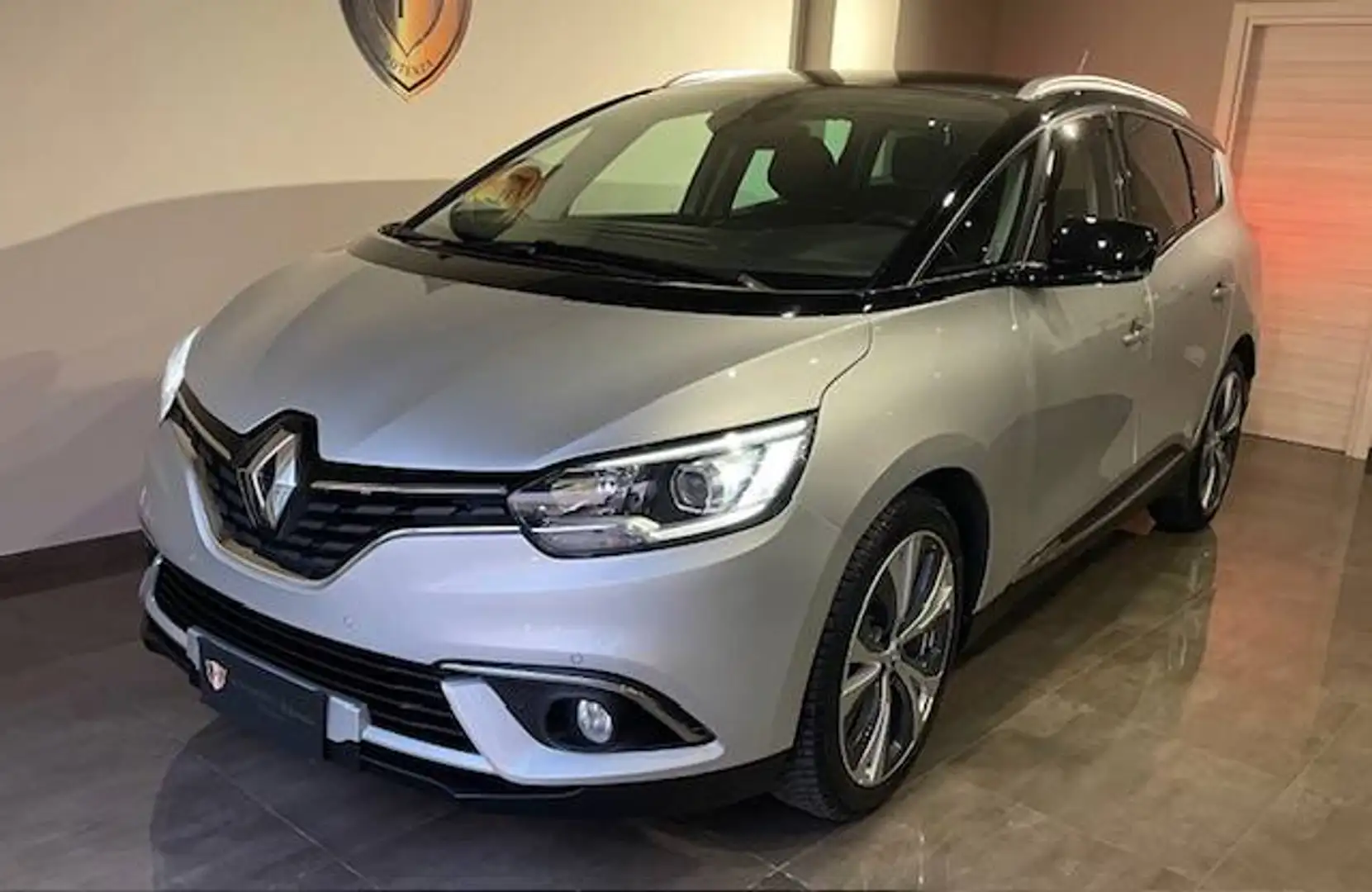 Renault Grand Scenic 1.5 dci energy Bose 110cv edc Gris - 1