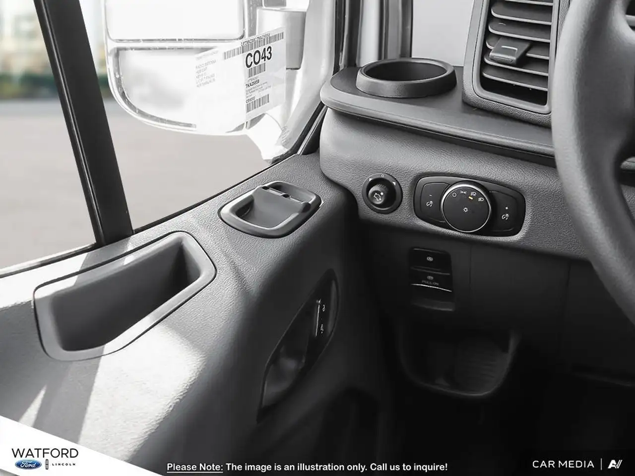 Ford Transit Cargo Van снимка Ford Transit Cargo Van