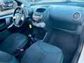 Peugeot 107 TÜV + INSPEKTION + REIFEN + BREMSEN NEU !!! Weiß - thumbnail 6