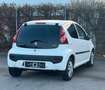 Peugeot 107 TÜV + INSPEKTION + REIFEN + BREMSEN NEU !!! Weiß - thumbnail 5
