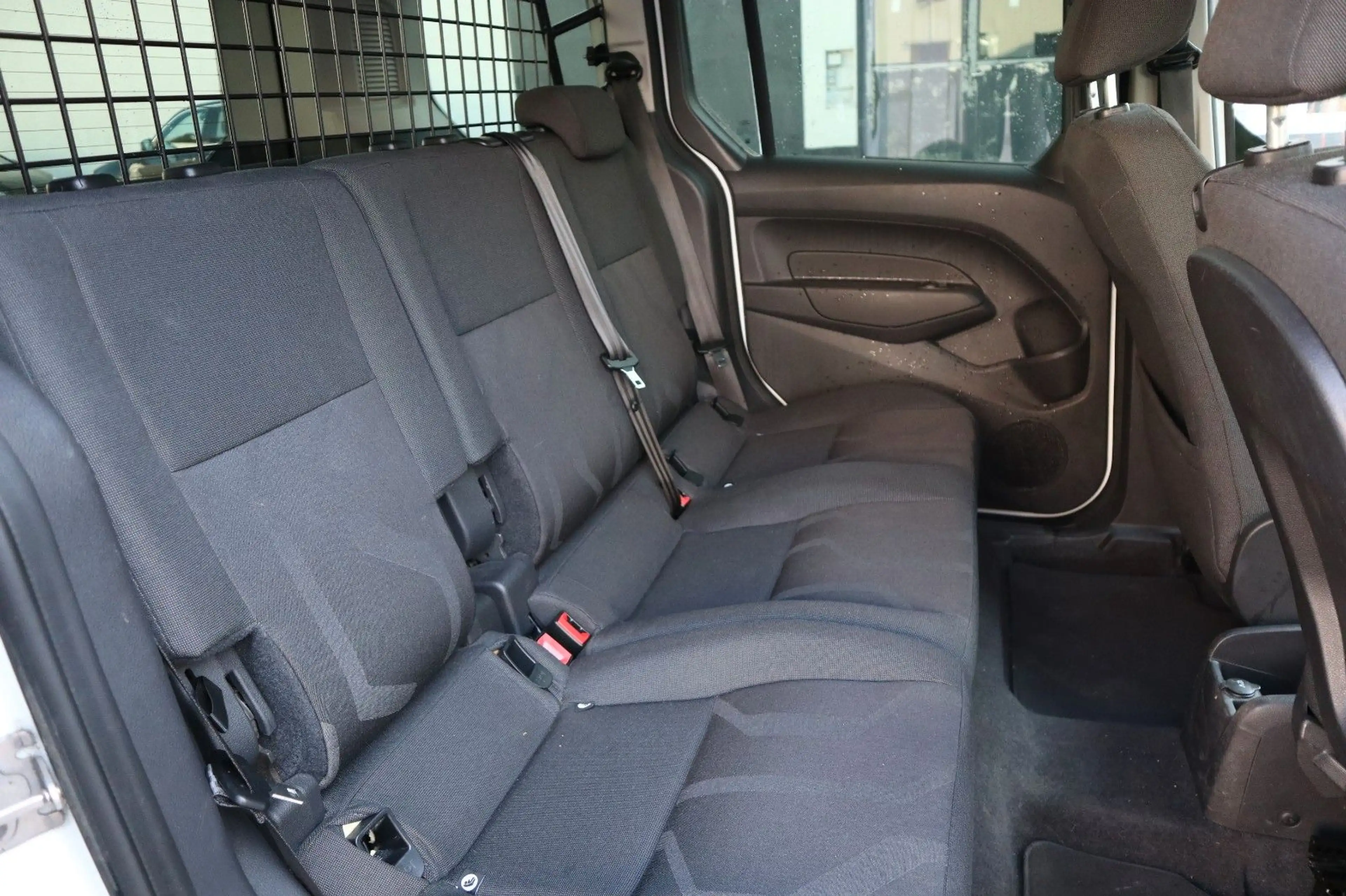 Ford Tourneo Connect Trend Service & TÜV NEU — photo 12