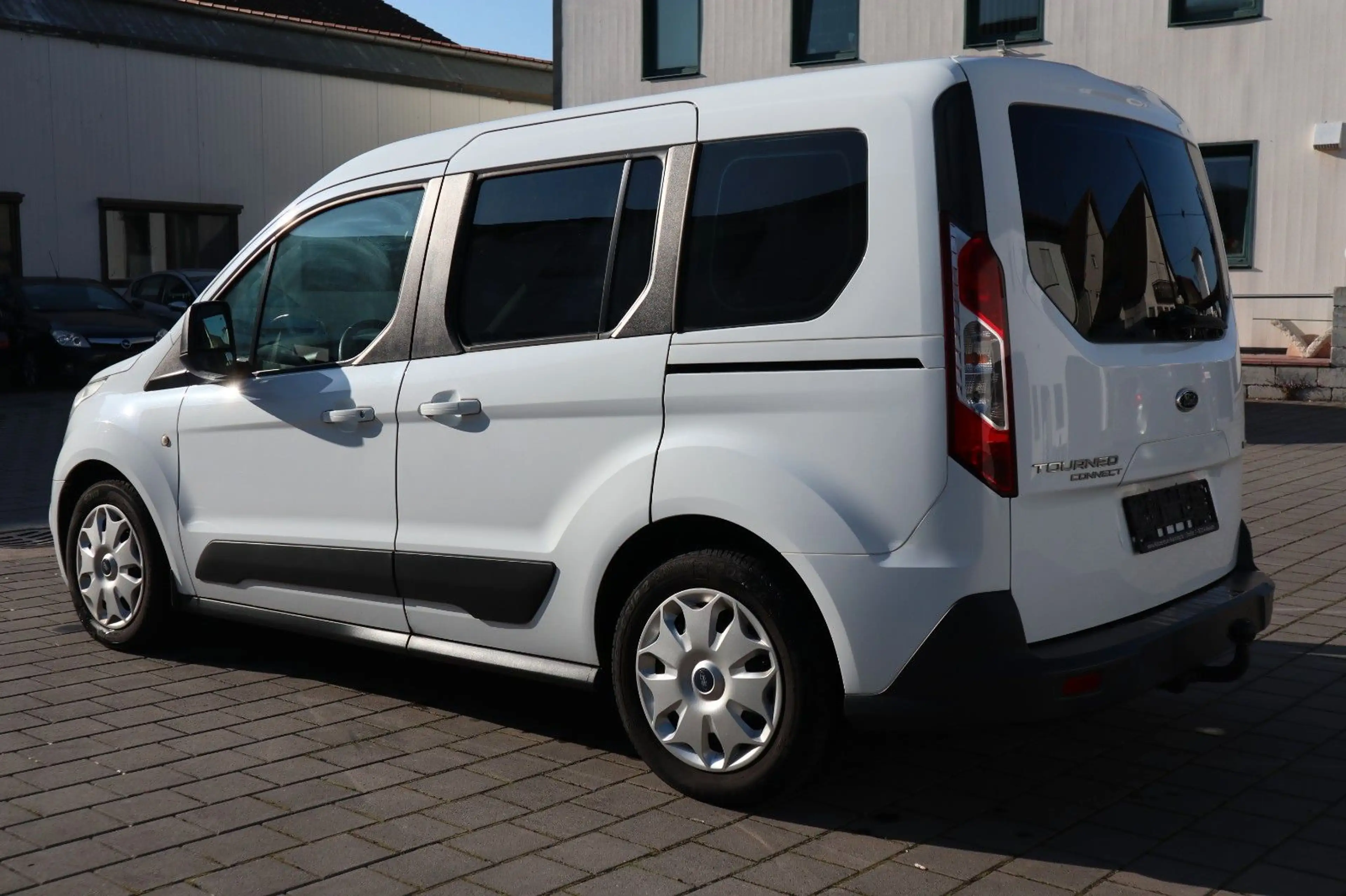 Ford Tourneo Connect Trend Service & TÜV NEU — photo 7