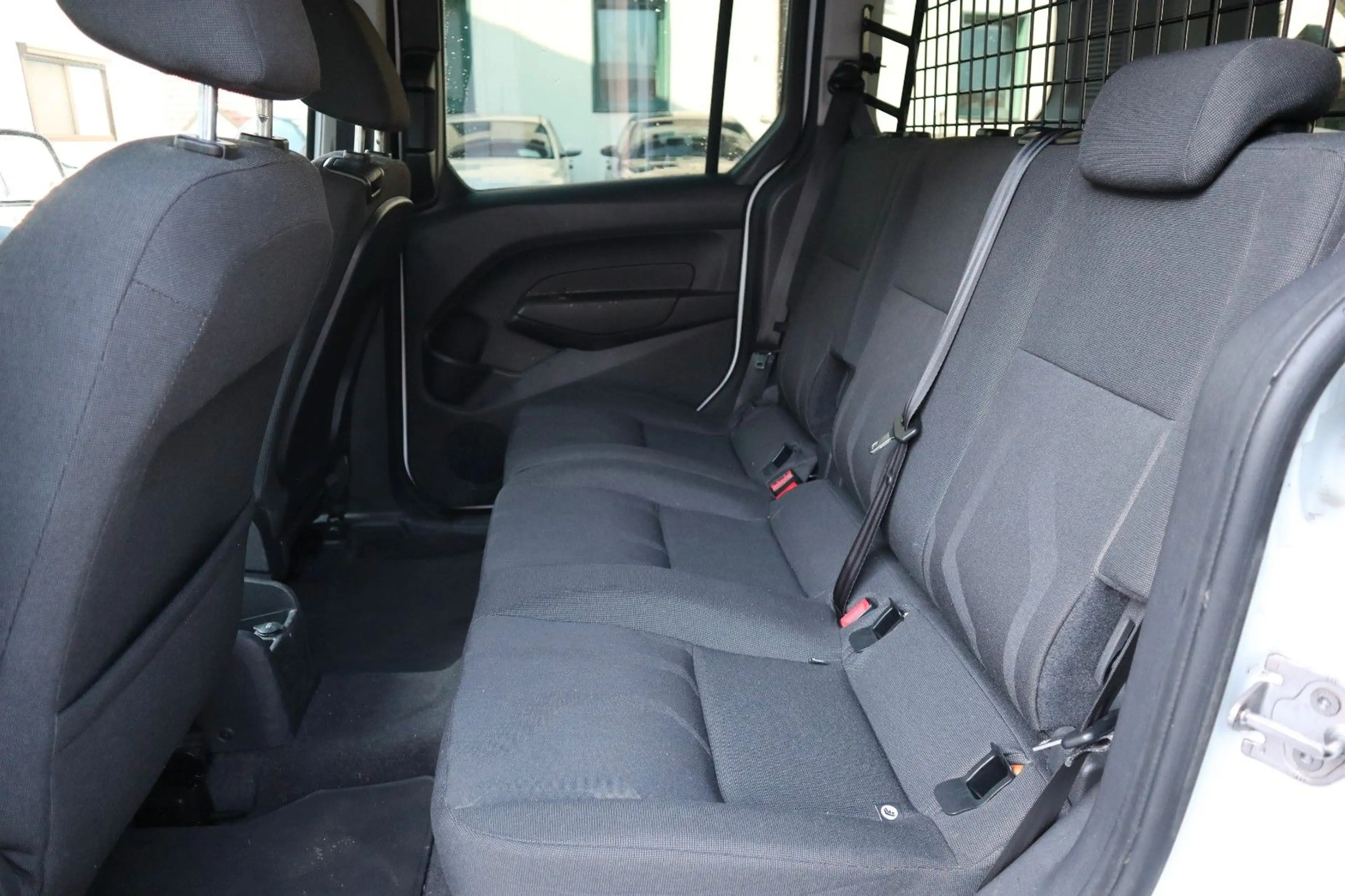 Ford Tourneo Connect Trend Service & TÜV NEU — photo 14