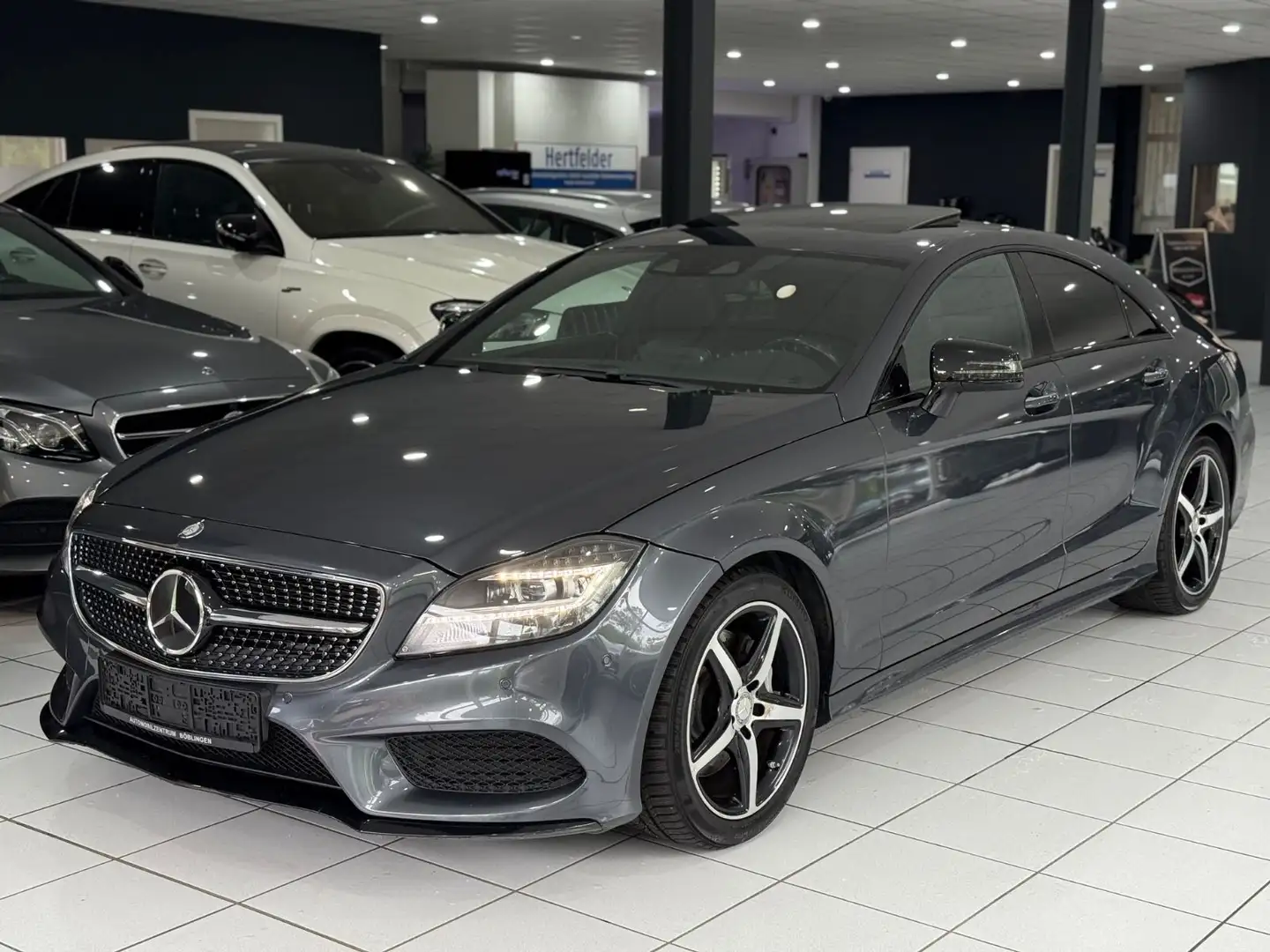 Mercedes-Benz CLS 350 d*AMG*SCHIEBE-D*4MATIC*DISTRONIC+*MASAGE* Grau - 1