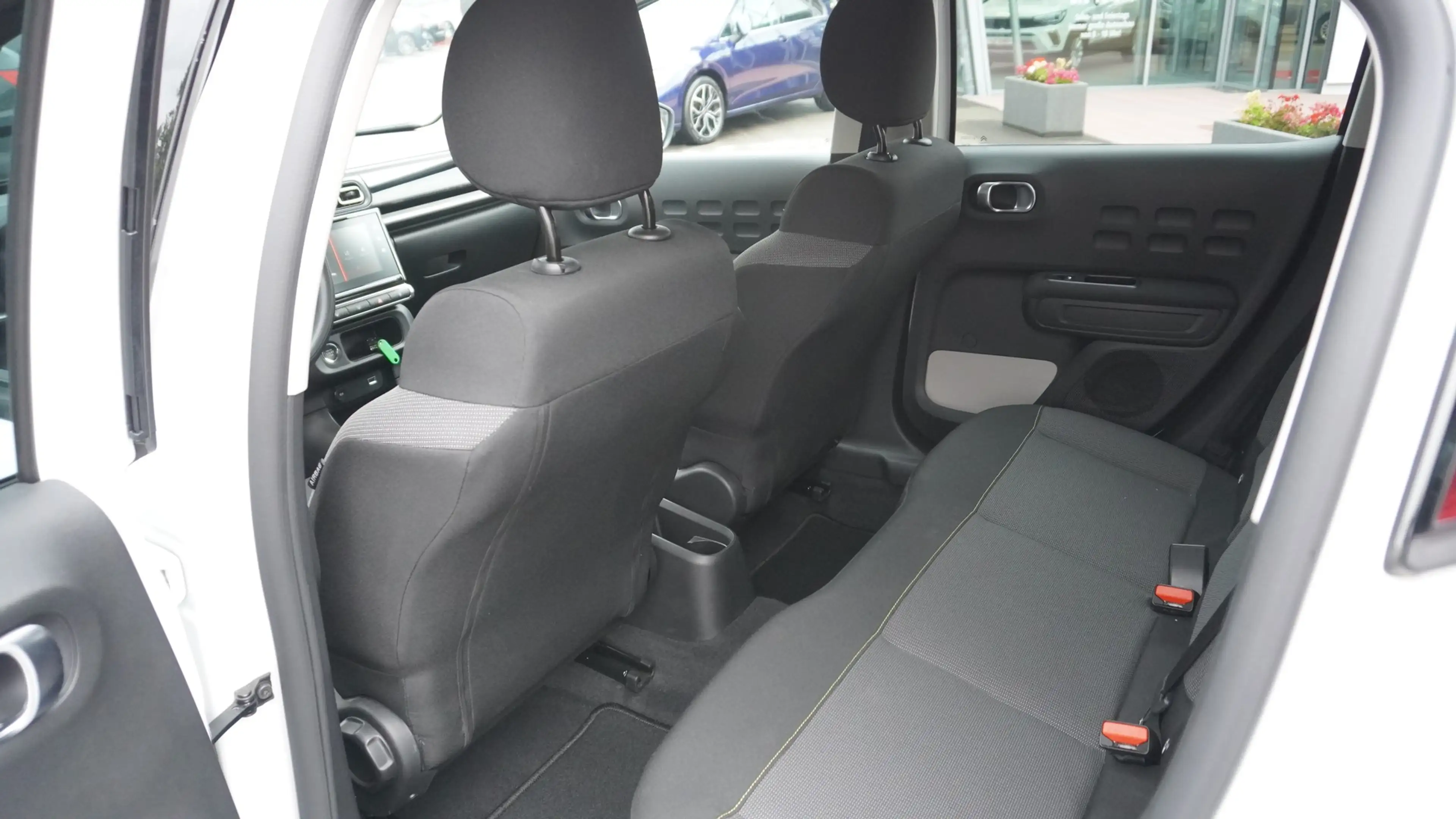 Citroen C3 PureTech 83 Shine LED Tempomat AppConnect — photo 11