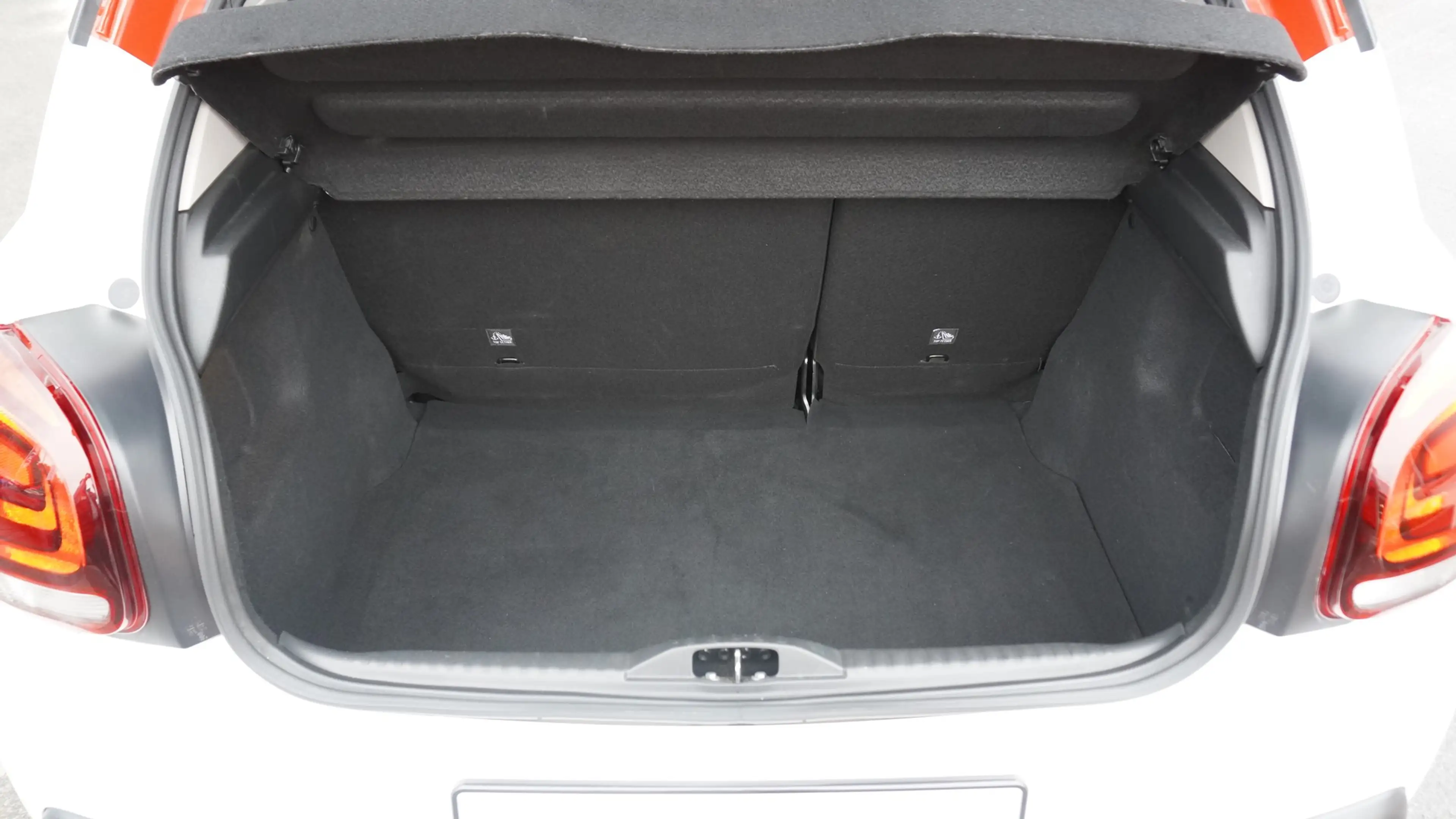Citroen C3 PureTech 83 Shine LED Tempomat AppConnect — photo 8