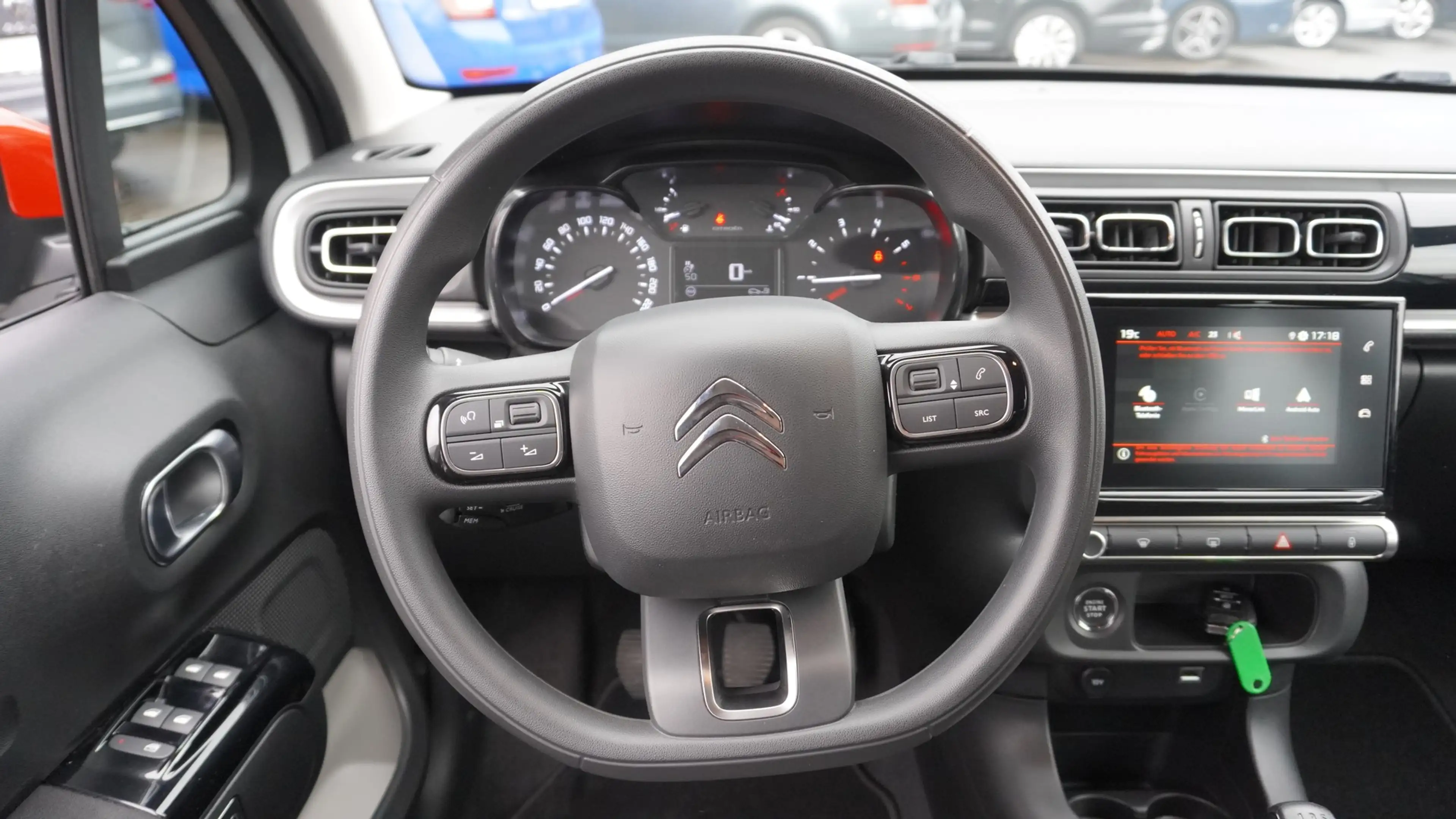 Citroen C3 PureTech 83 Shine LED Tempomat AppConnect — photo 13