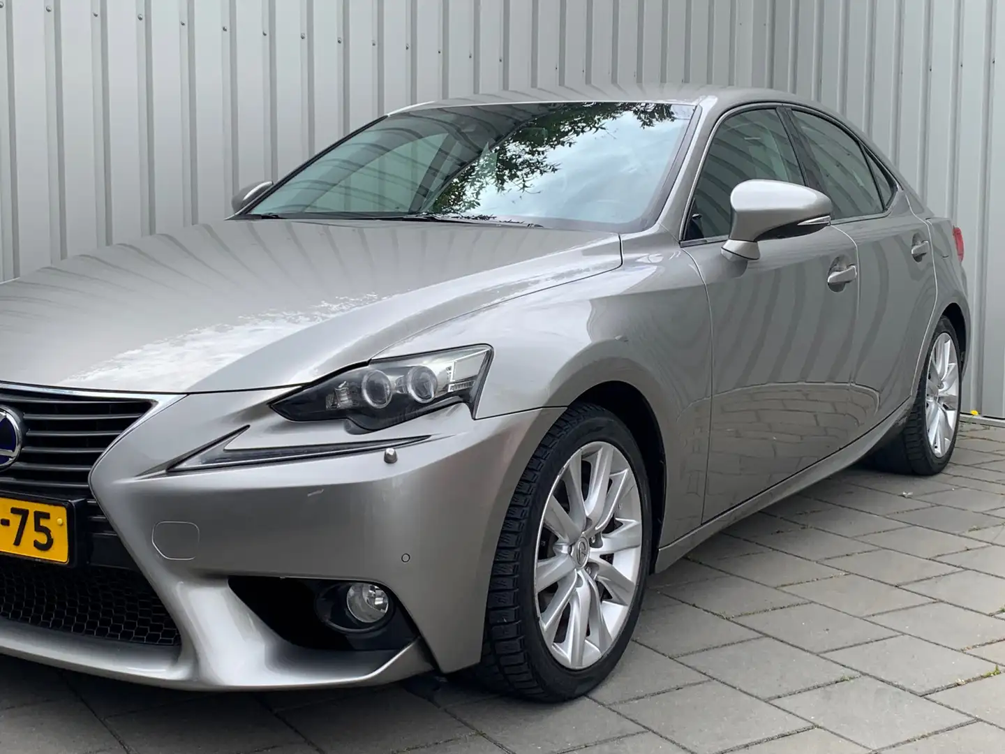 Lexus IS 300 300h Edition|Camera|Navigatie|Climate Control| Grau - 2
