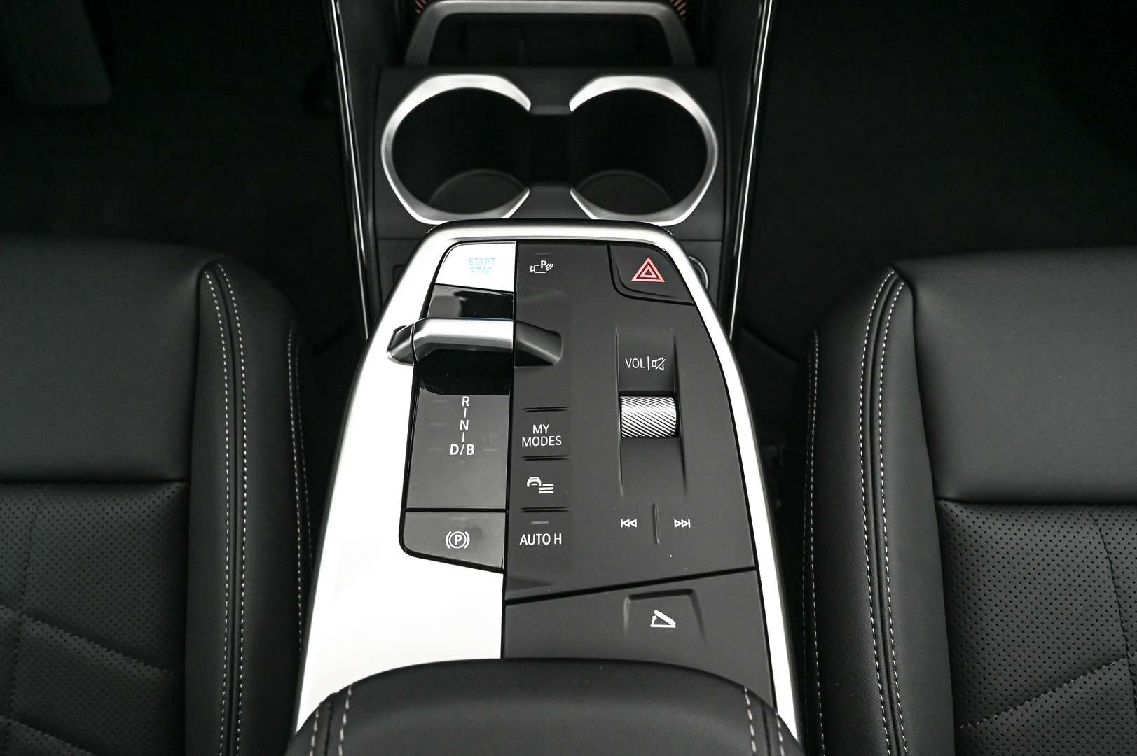 BMW IX1 EDrive20 - 2024 - Joinsteer - #20
