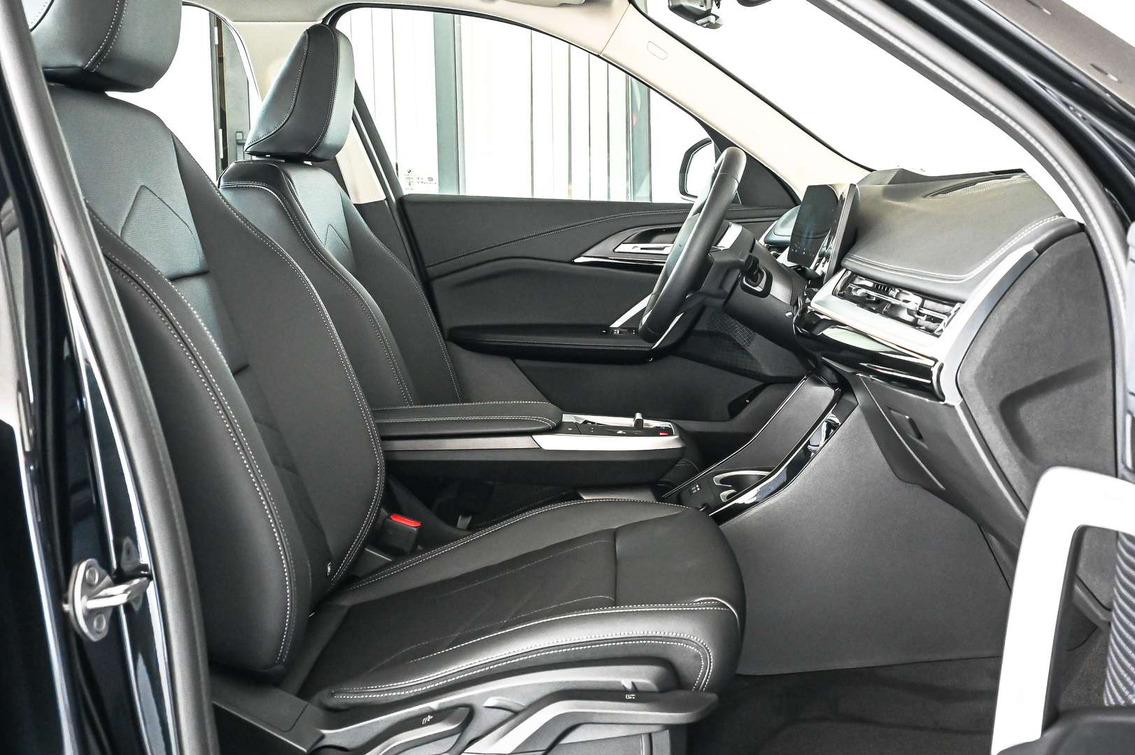 BMW IX1 EDrive20 - 2024 - Joinsteer - #18