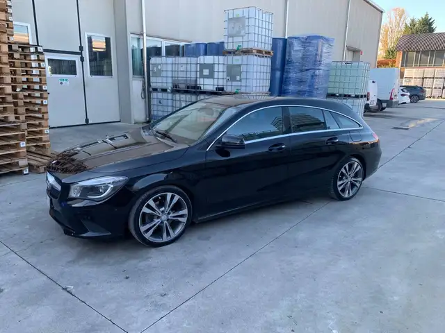 Mercedes-Benz CLA 220 CLA 220 CDI Shooting Brake