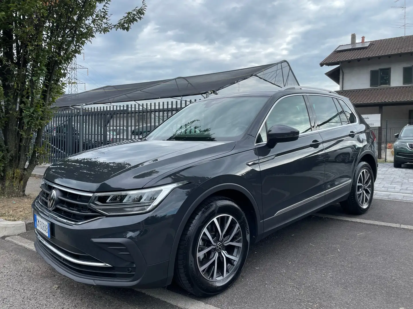 Volkswagen Tiguan 1.5 tsi Life 150cv dsg Grigio - 2