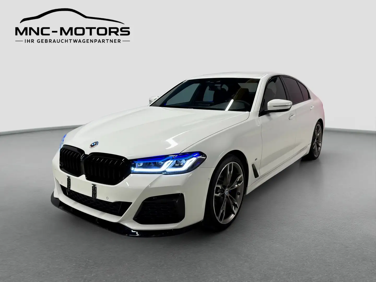 BMW 520 520d M-Paket Sport Ambiente Adaptive Laser Shadow Weiß - 1