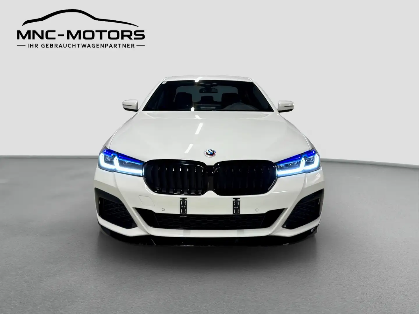 BMW 520 520d M-Paket Sport Ambiente Adaptive Laser Shadow Weiß - 2